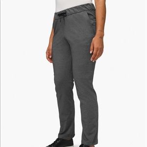 Lululemon - On the Fly Pant Full Length - size 4